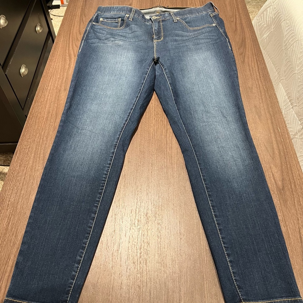 Torrid, Size 2R, Sky High Skinny Jeggings